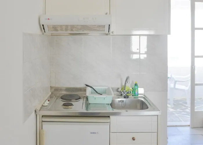 Plaza Studios Ajía Ána