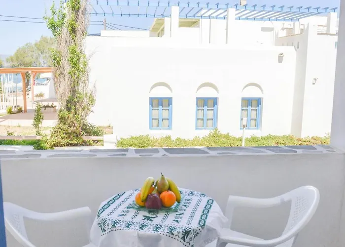 Plaza Studios * Ajía Ána