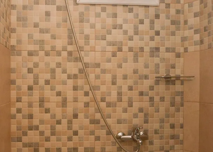 Plaza Studios * Ajía Ána